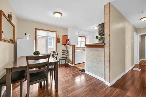 352 East 28Th Street, Hamilton, ON - Indoor Photo Showing Dining Room