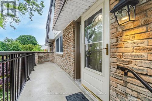 #4 -90 Sarah Lane, Oakville, ON - Outdoor With Exterior