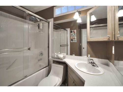 781 Westridge Drive, Invermere, BC - Indoor Photo Showing Bathroom
