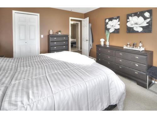 781 Westridge Drive, Invermere, BC - Indoor Photo Showing Bedroom