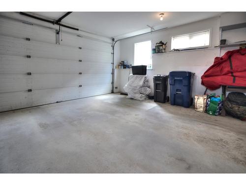 781 Westridge Drive, Invermere, BC - Indoor Photo Showing Garage