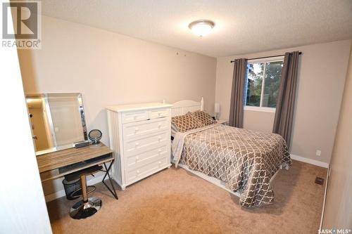 3922 Castle Road, Regina, SK - Indoor Photo Showing Bedroom