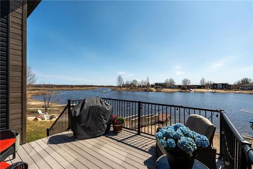 15 Odin'S Way, Gimli, MB - Outdoor With Body Of Water With Deck Patio Veranda With View