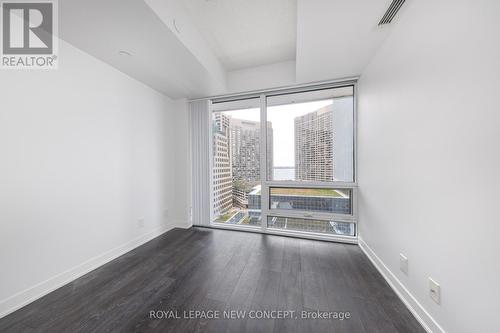 #1408 -88 Harbour St, Toronto, ON - Indoor Photo Showing Other Room