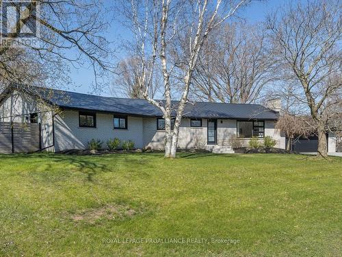 8 Princess Drive, Quinte West, ON - Outdoor