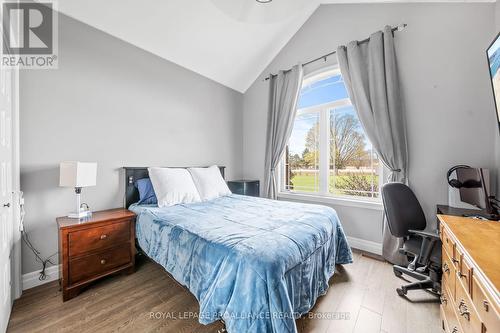 7536 Highway 62, Belleville, ON - Indoor Photo Showing Bedroom
