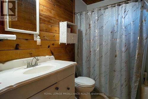 70 Haig'S Island Road, Trent Hills, ON - Indoor Photo Showing Bathroom