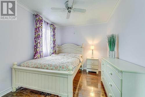 11 Pierpont Pl, Mississauga, ON - Indoor Photo Showing Bedroom
