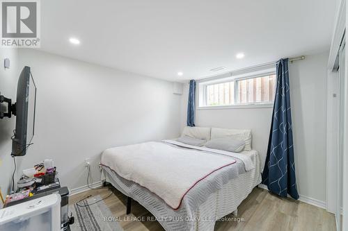 441 Pinegrove Road, Oakville, ON - Indoor Photo Showing Bedroom