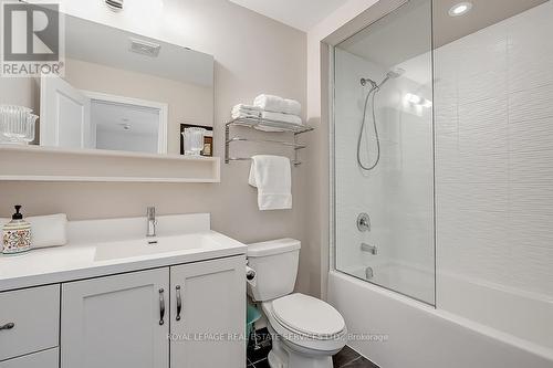 3132 Postridge Dr, Oakville, ON - Indoor Photo Showing Bathroom