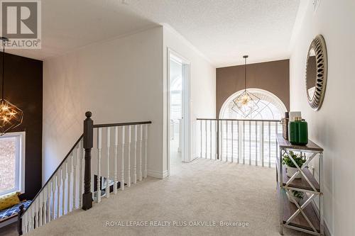2256 Lapsley Cres, Oakville, ON - Indoor Photo Showing Other Room