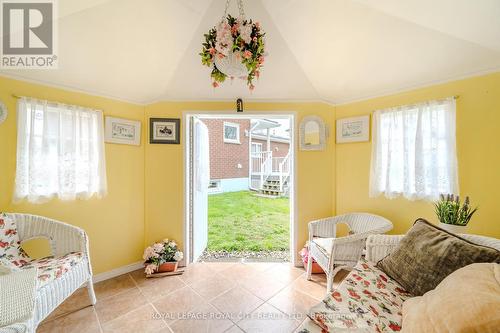 2 Beverley Street, Guelph, ON - Indoor Photo Showing Bedroom