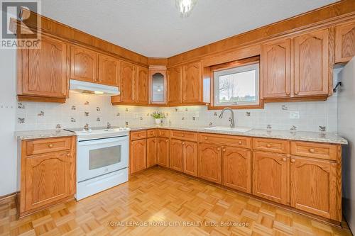 2 Beverley St, Guelph, ON - Indoor Photo Showing Kitchen