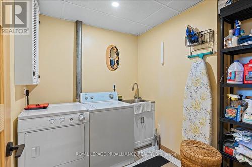 30 Caroline St, Kawartha Lakes, ON - Indoor Photo Showing Laundry Room
