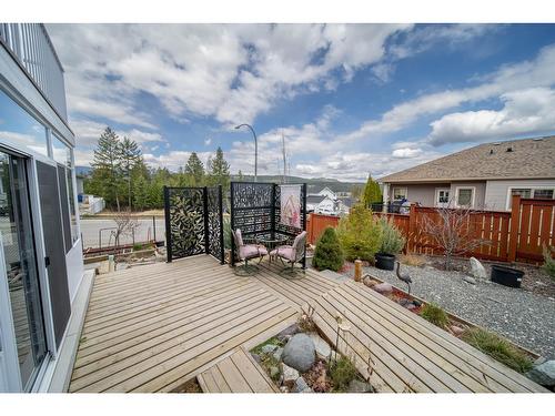 102 18Th Street S, Cranbrook, BC - Outdoor With Exterior