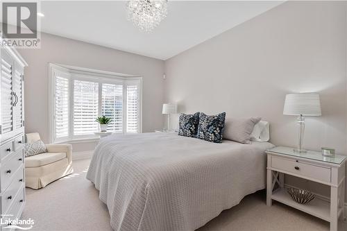 89 Saint Paul Street, Collingwood, ON - Indoor Photo Showing Bedroom