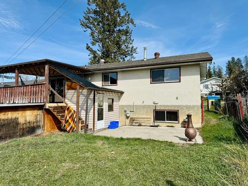 1009 18Th Avenue S, Cranbrook, BC - Outdoor With Exterior