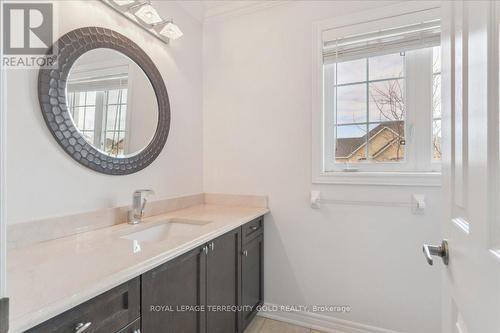 4650 Ethel Rd, Burlington, ON - Indoor Photo Showing Bathroom