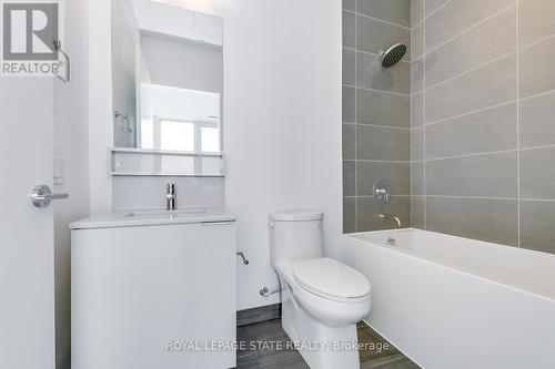 1205 - 898 Portage Parkway, Vaughan, ON - Indoor Photo Showing Bathroom