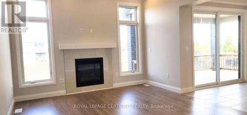 3 Grundy Cres, East Luther Grand Valley, ON - Indoor With Fireplace