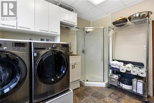 1396 County Rd 2 Road, Mallorytown, ON - Indoor Photo Showing Laundry Room