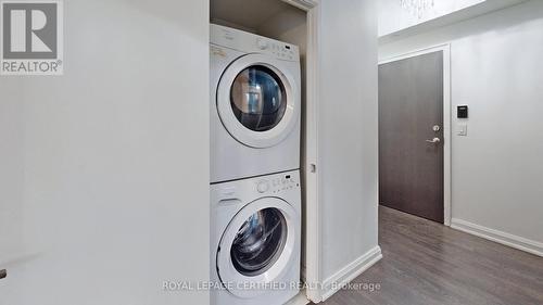 #808 -11 Bogert Ave, Toronto, ON - Indoor Photo Showing Laundry Room
