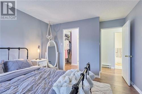#702 -95 Base Line Rd W, London, ON - Indoor Photo Showing Bedroom