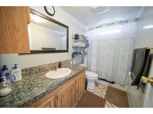 41 - 700 Patterson Street N, Cranbrook, BC - Indoor Photo Showing Bathroom