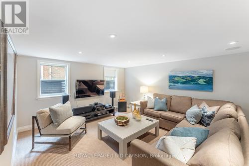 74 Lascelles Boulevard, Toronto, ON - Indoor Photo Showing Living Room