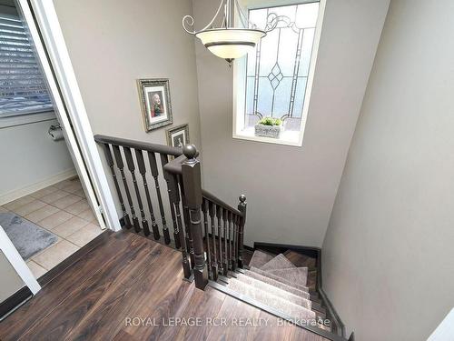 22 Darling Cres, New Tecumseth, ON - Indoor Photo Showing Other Room