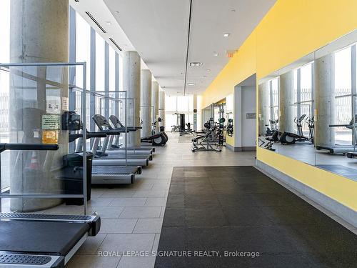 1706-105 The Queensway Ave, Toronto, ON - Indoor Photo Showing Gym Room