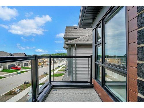 375 Chokecherry Cres, Waterloo, ON - Outdoor With Balcony With Exterior