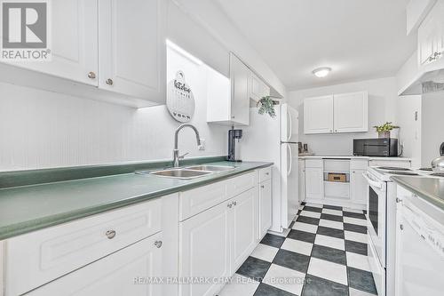1 - 2 Bernick Drive, Barrie, ON - Indoor Photo Showing Kitchen With Double Sink