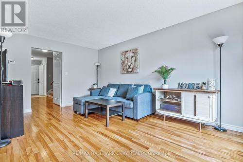 1 - 2 Bernick Drive, Barrie, ON - Indoor Photo Showing Living Room