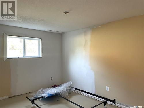 140 3Rd Street W, Pierceland, SK - Indoor Photo Showing Other Room