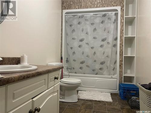 140 3Rd Street W, Pierceland, SK - Indoor Photo Showing Bathroom