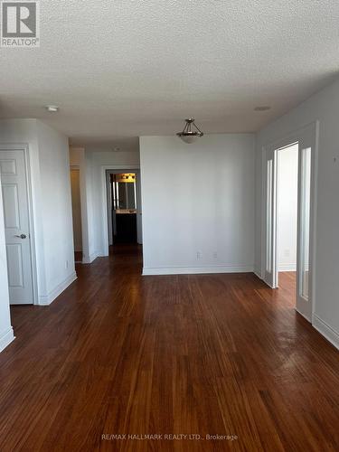 #812 -15 Greenview Ave, Toronto, ON - Indoor Photo Showing Other Room
