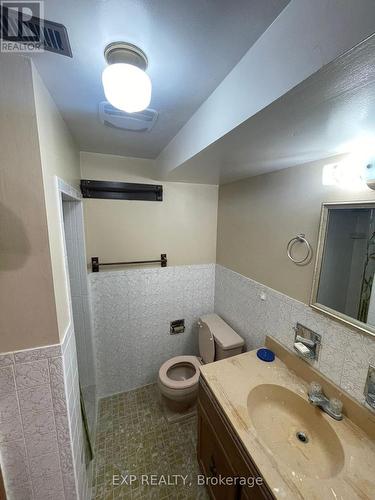 Bsmt - 7240 Custer Crescent W, Mississauga, ON - Indoor Photo Showing Bathroom