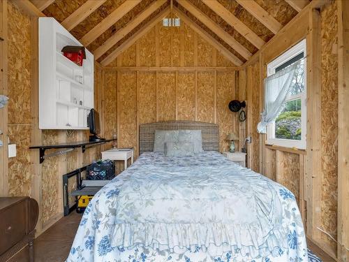 99 Teddy Bear Lane, South Bruce Peninsula, ON - Indoor Photo Showing Bedroom