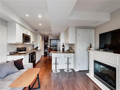 1328 Upper Sherman Avenue|Unit #19, Hamilton, ON - Indoor Photo Showing Living Room With Fireplace
