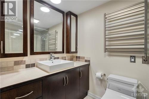 71 Somerset Street W Unit#1705, Ottawa, ON - Indoor Photo Showing Bathroom