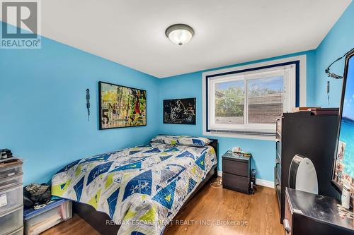 2060 Prospect St, Burlington, ON - Indoor Photo Showing Bedroom