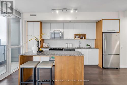 3105 - 5 Valhalla Inn Road, Toronto, ON - Indoor Photo Showing Kitchen With Stainless Steel Kitchen With Upgraded Kitchen