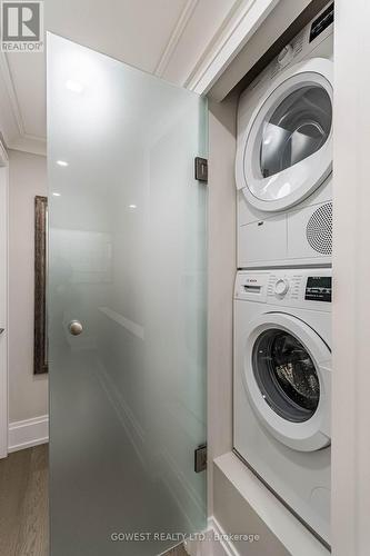 123 Dewitt Rd, Hamilton, ON - Indoor Photo Showing Laundry Room