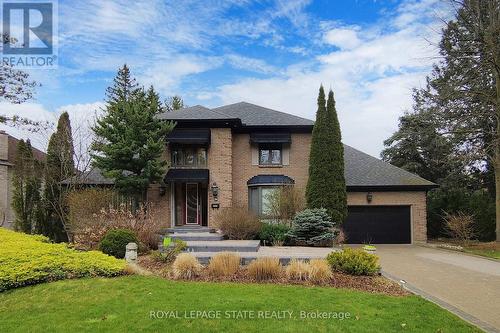 9 Golfdale Pl, Hamilton, ON - Outdoor With Facade