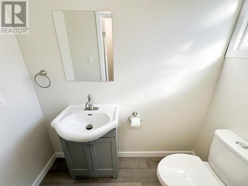 F39 1900 Strathcona Avenue, Prince George, BC - Indoor Photo Showing Bathroom