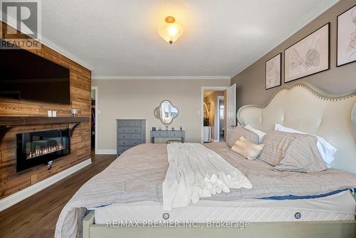 36 Pace Crescent, Bradford West Gwillimbury, ON - Indoor Photo Showing Bedroom