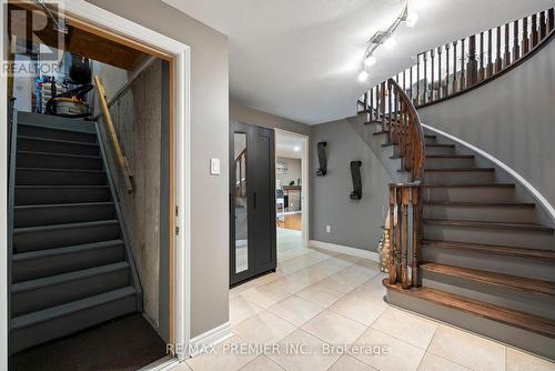 36 Pace Cres, Bradford West Gwillimbury, ON - Indoor Photo Showing Other Room