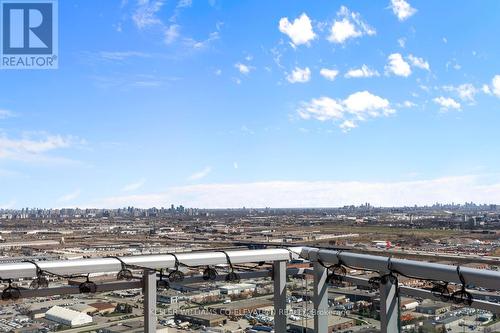 3702 - 2908 Highway 7, Vaughan, ON - Outdoor With View
