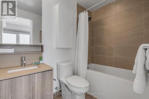 #2505 -898 Portage Pkwy, Vaughan, ON - Indoor Photo Showing Bathroom